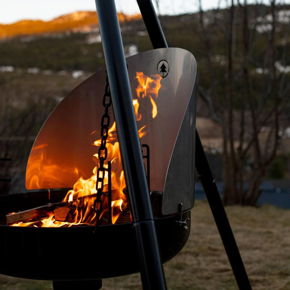 Wind and Heat Screen